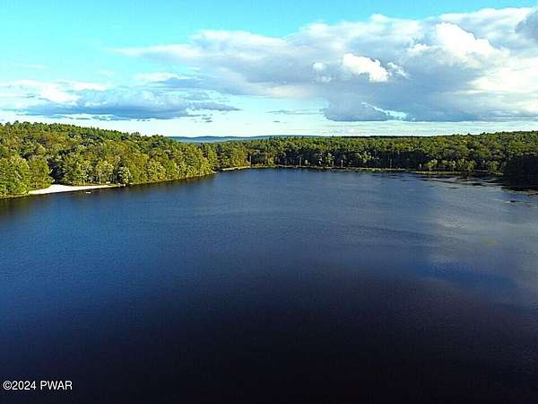 4 Acres of Residential Land for Sale in Dingmans Ferry, Pennsylvania