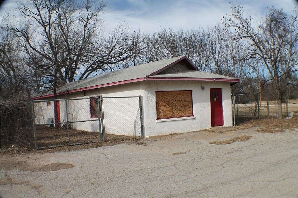 0.41 Acres of Commercial Land for Sale in Brownwood, Texas