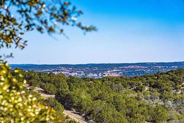 7.6 Acres of Land for Sale in Kerrville, Texas