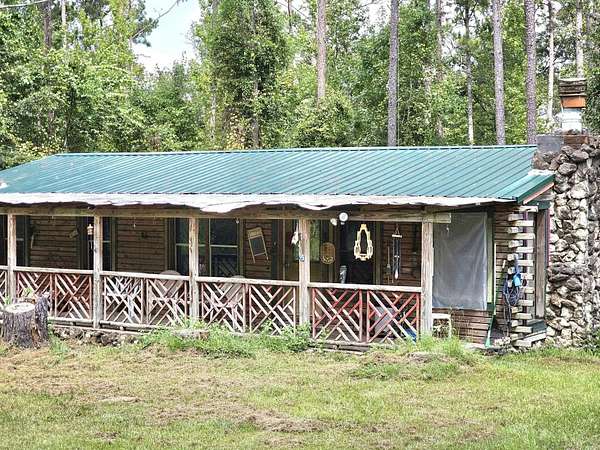 17.4 Acres of Land with Home for Sale in Quincy, Florida