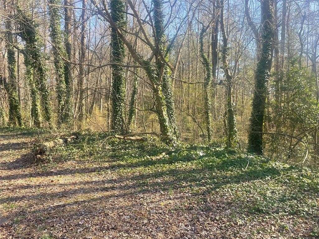 2 Acres of Land for Sale in Jonesboro, Georgia