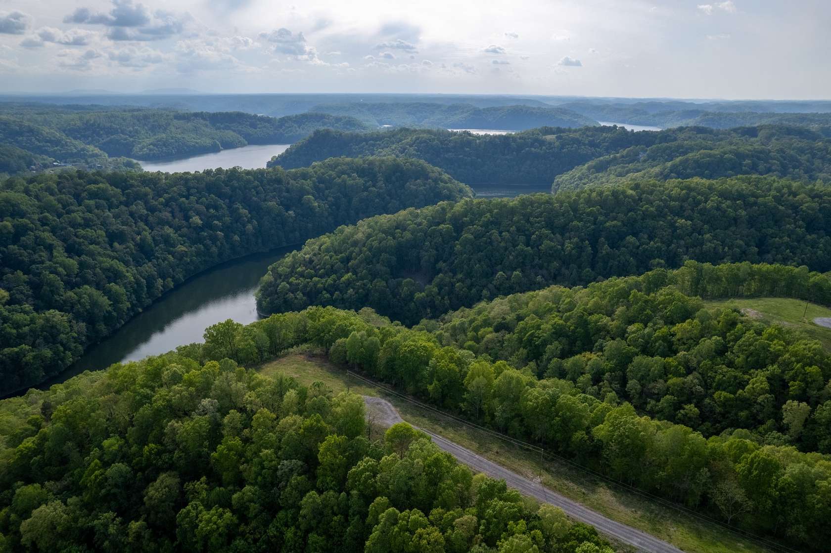 1 Acre of Residential Land for Sale in Baxter, Tennessee