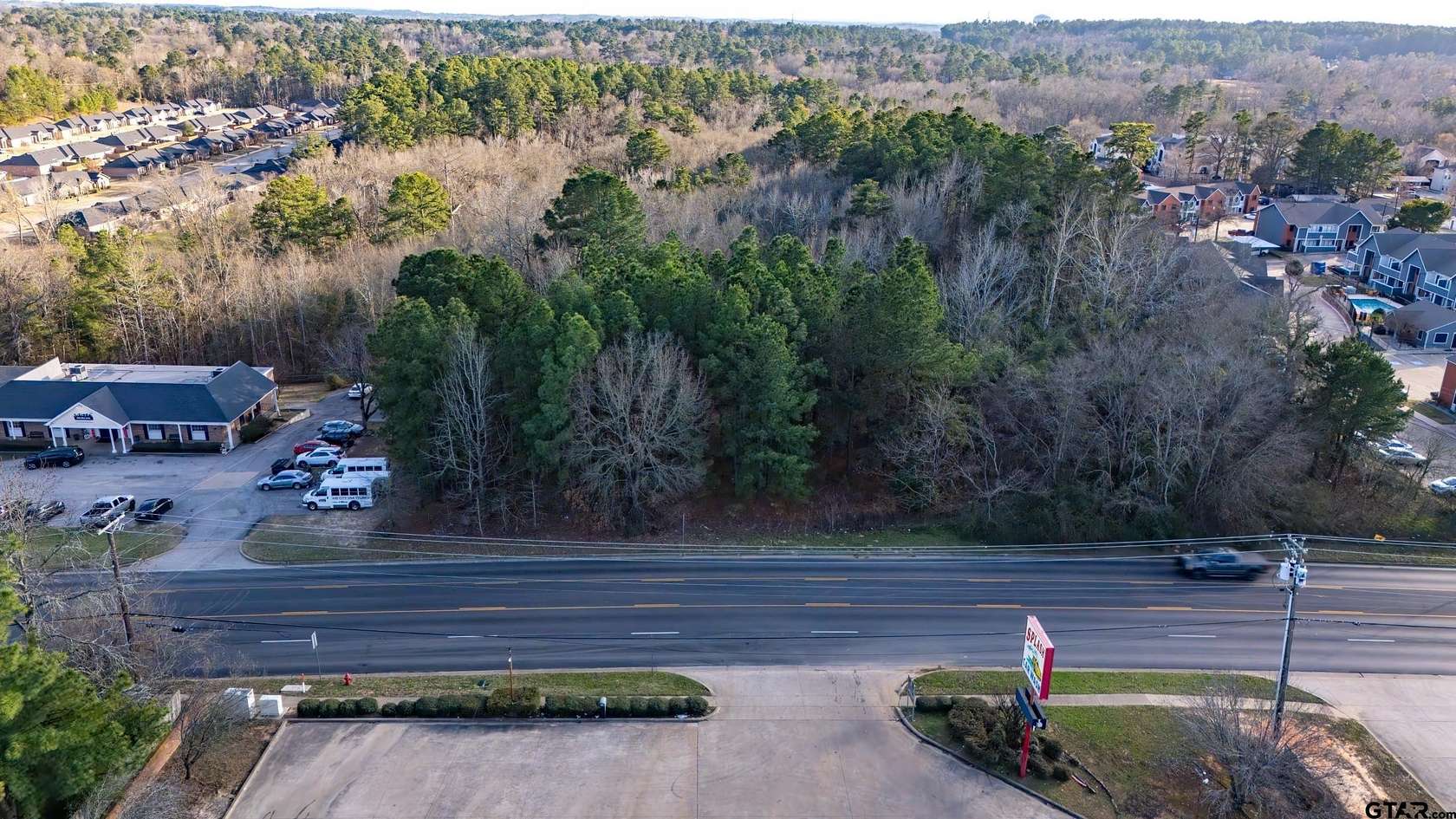 14.6 Acres of Land for Sale in Tyler, Texas