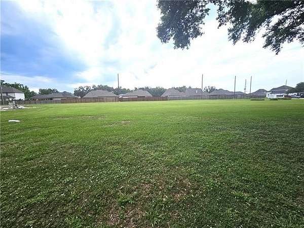2 Acres of Commercial Land for Sale in Destrehan, Louisiana