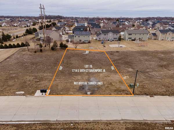 0.29 Acres of Residential Land for Sale in Davenport, Iowa