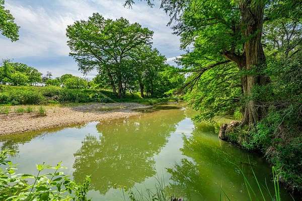85 Acres of Recreational & Residential Land for Sale in Comfort, Texas