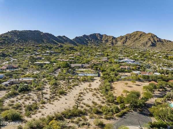 1.23 Acres of Residential Land for Sale in Paradise Valley, Arizona