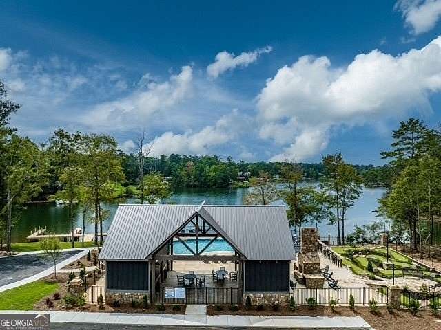 1 Acre of Residential Land for Sale in Milledgeville, Georgia