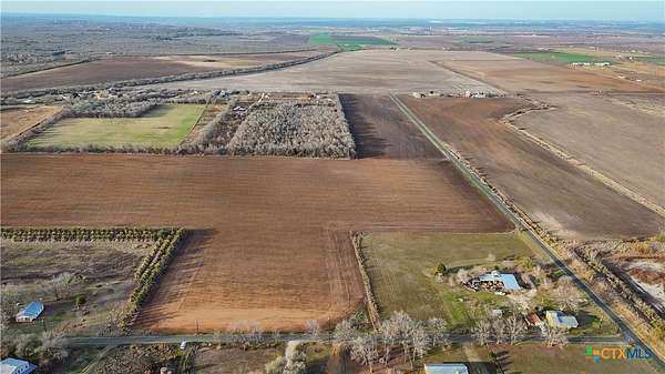20 Acres of Land for Sale in Natalia, Texas