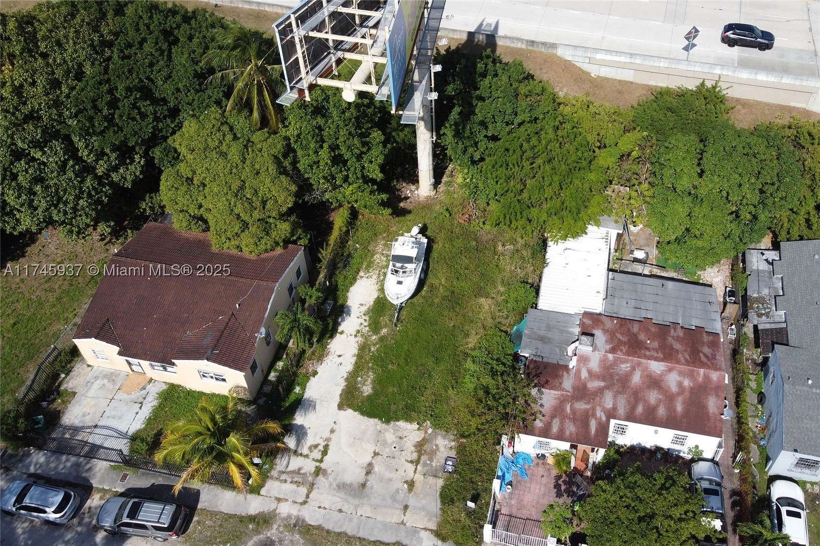 0.13 Acres of Mixed-Use Land for Sale in Miami, Florida