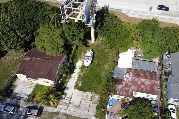 0.13 Acres of Mixed-Use Land for Sale in Miami, Florida