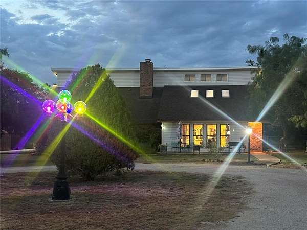 4 Acres of Residential Land with Home for Sale in Abilene, Texas