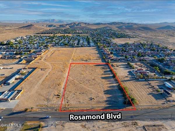 Mixed-Use Land for Sale in Rosamond, California