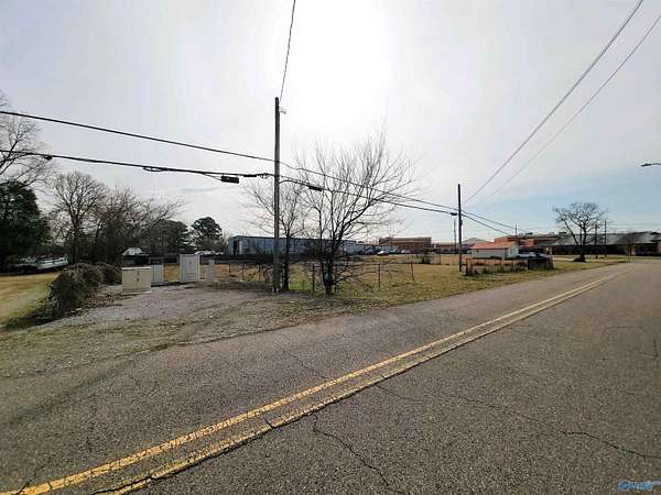 0.48 Acres of Commercial Land for Sale in Gadsden, Alabama