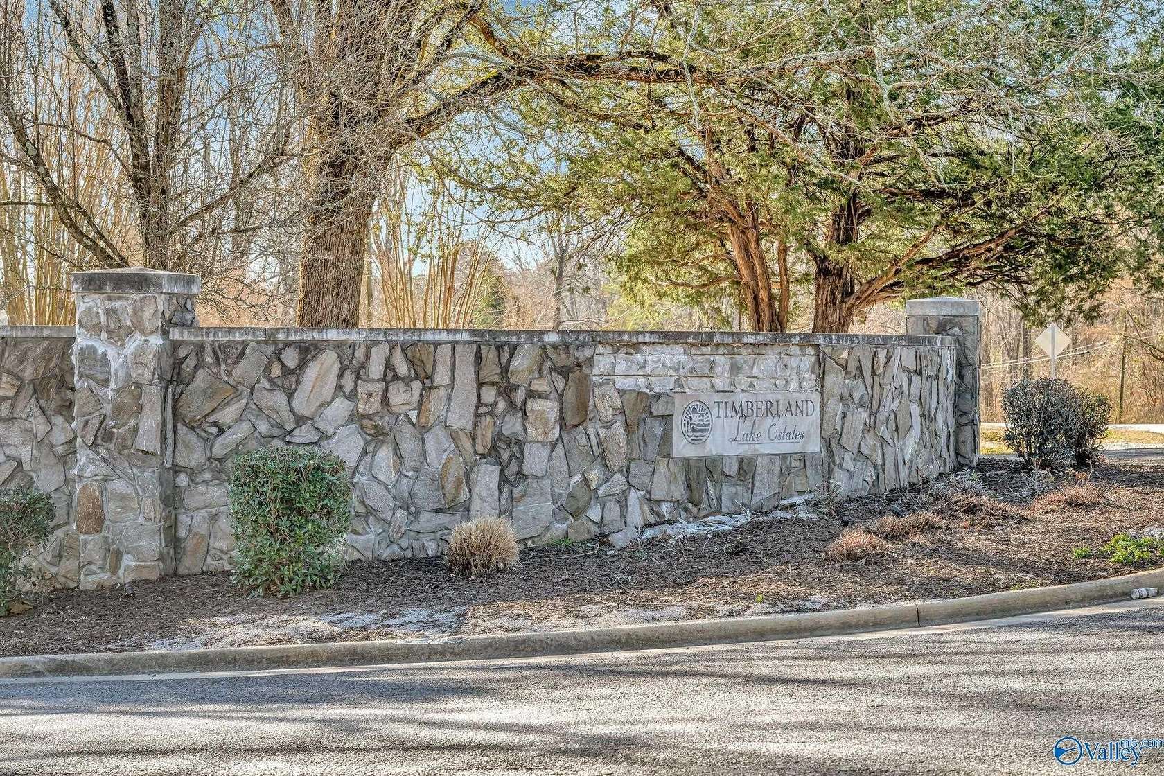 0.97 Acres of Residential Land for Sale in Decatur, Alabama