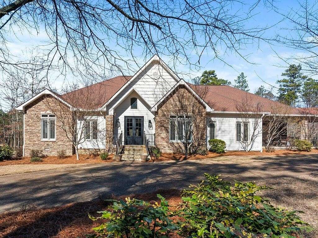 2.6 Acres of Residential Land with Home for Sale in Jasper, Alabama