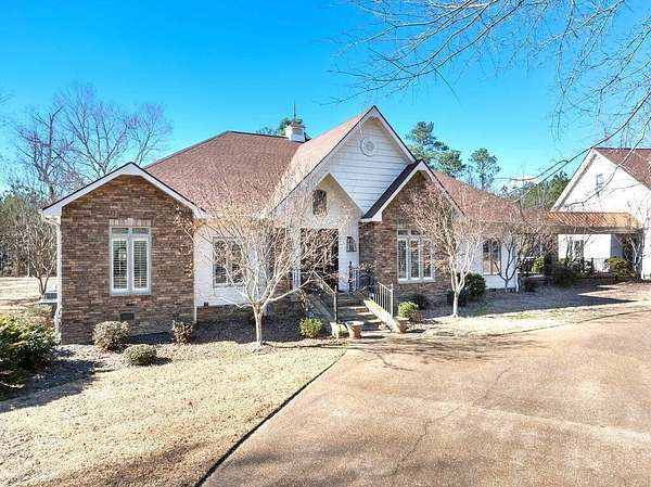 2.6 Acres of Residential Land with Home for Sale in Jasper, Alabama