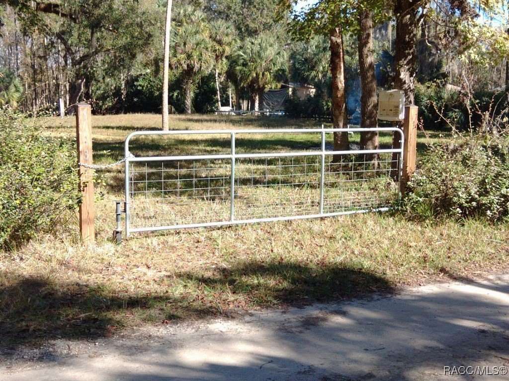 1 Acre of Residential Land for Sale in Inverness, Florida