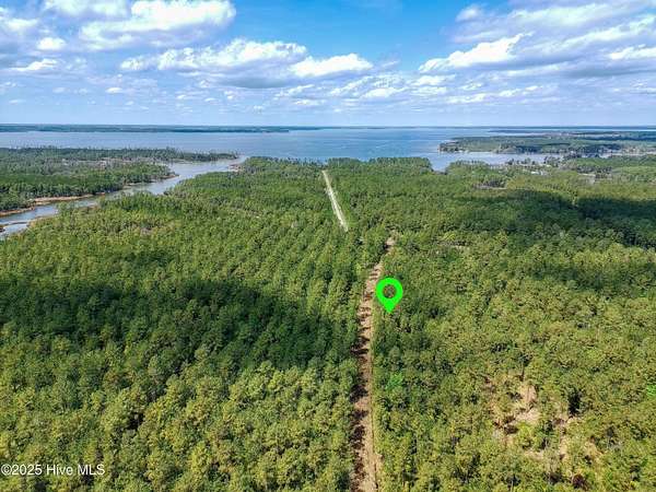 3 Acres of Residential Land for Sale in Scranton, North Carolina