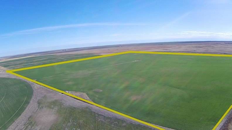 480 Acres of Land for Sale in Garden City, Kansas