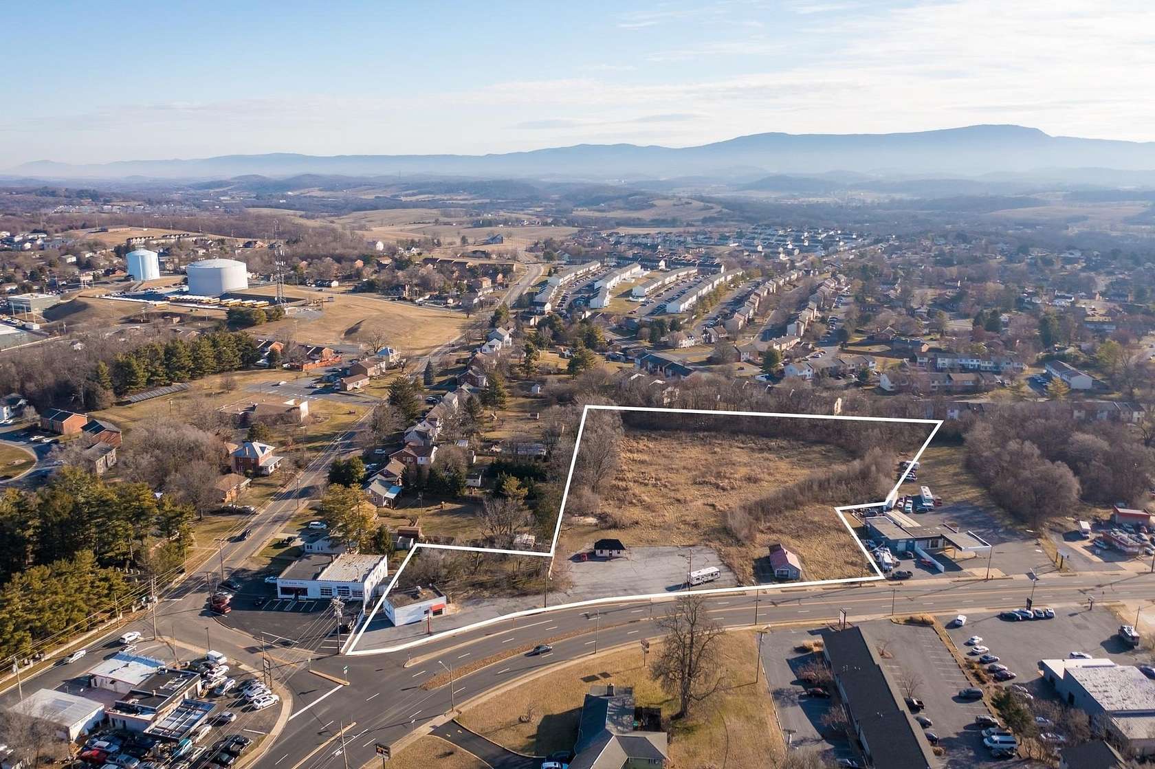 5.44 Acres of Improved Commercial Land for Sale in Harrisonburg, Virginia
