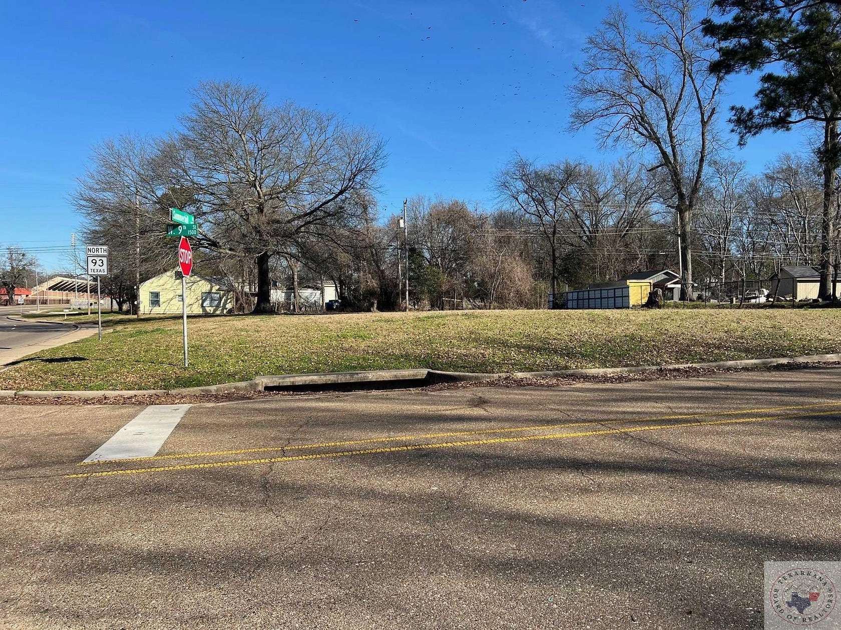 0.38 Acres of Residential Land for Sale in Texarkana, Texas
