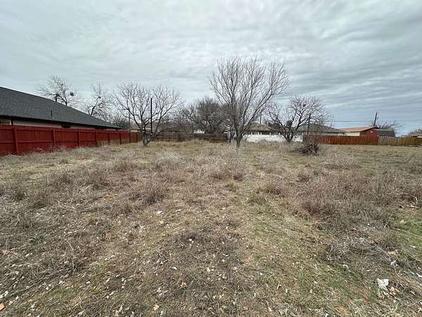 0.11 Acres of Land for Sale in Cottonwood Shores, Texas