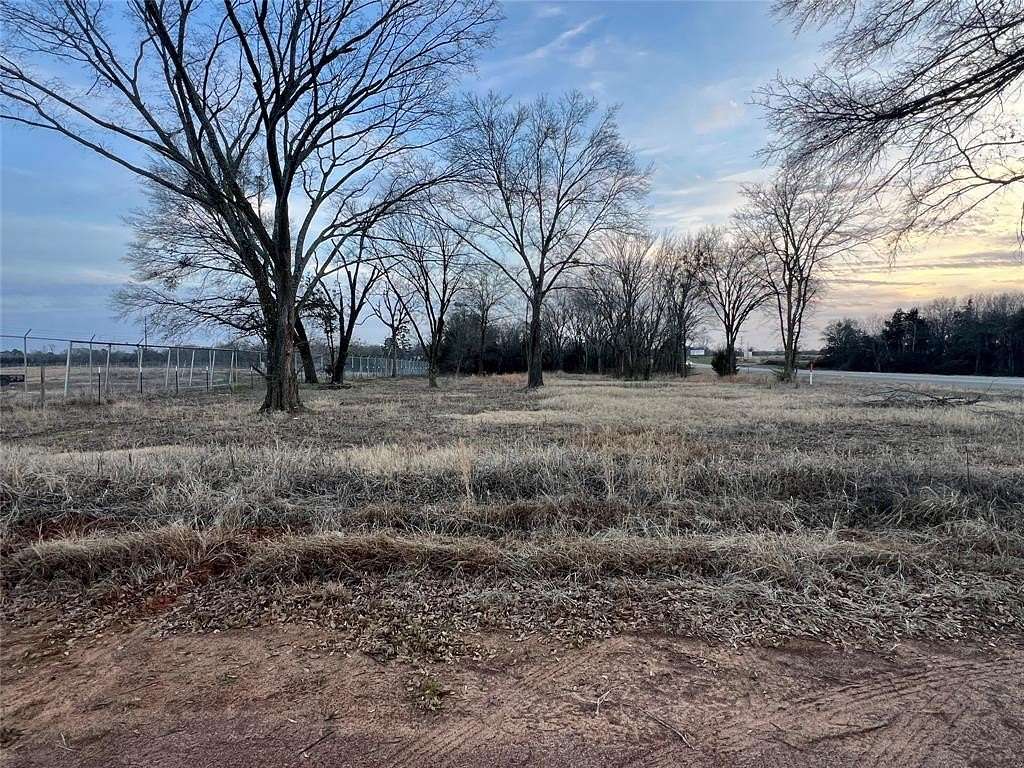 1 Acre of Residential Land for Sale in Winnsboro, Texas