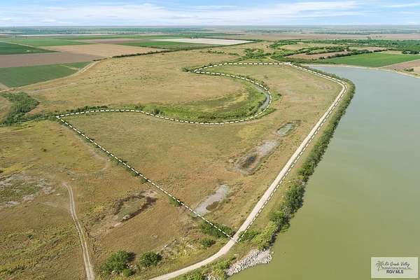 41.5 Acres of Agricultural Land for Sale in La Feria, Texas