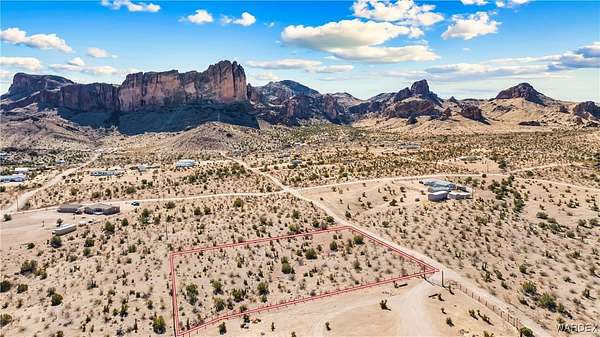 2.35 Acres of Land for Sale in Golden Valley, Arizona