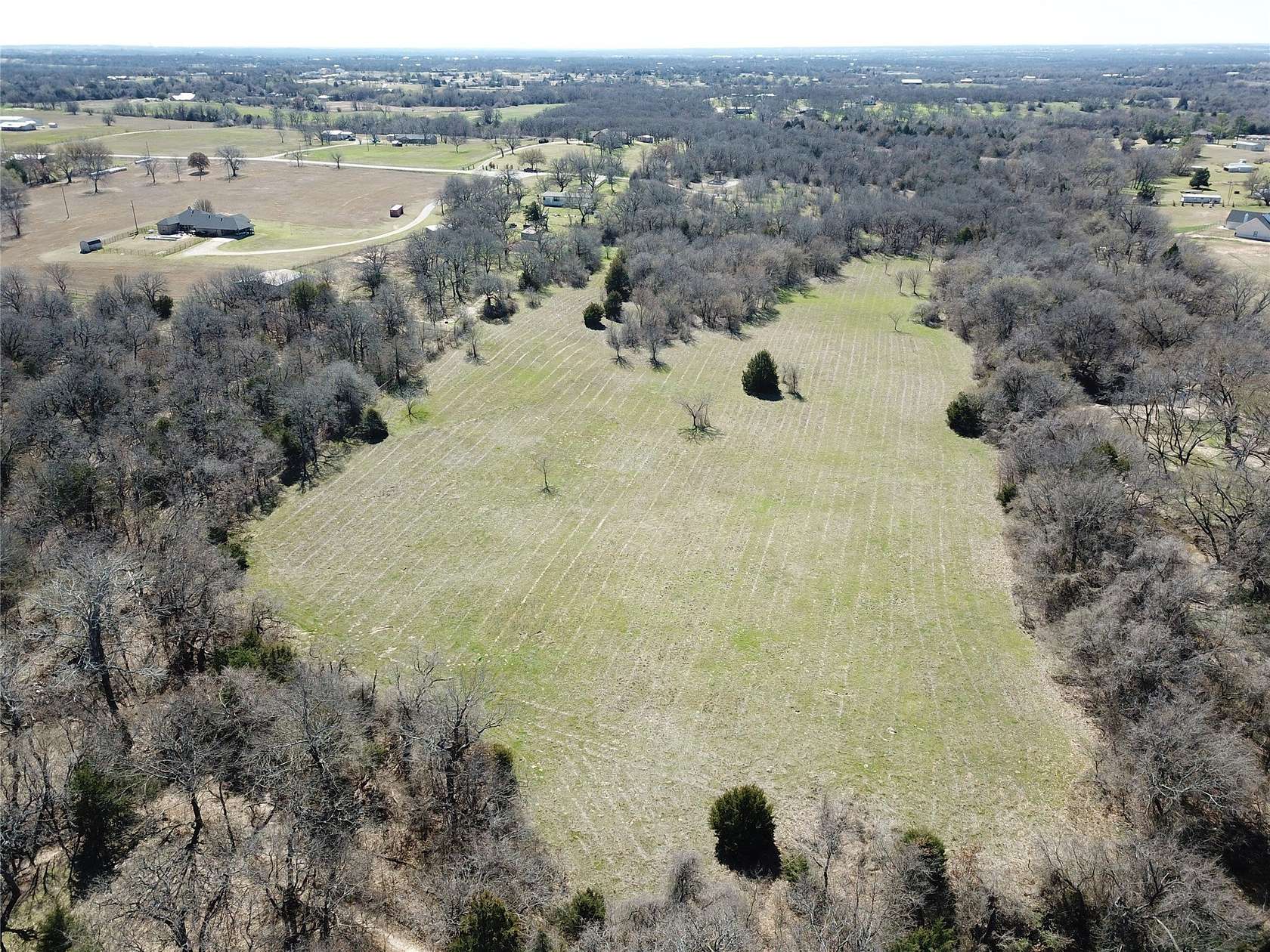 18 Acres of Land for Sale in Decatur, Texas
