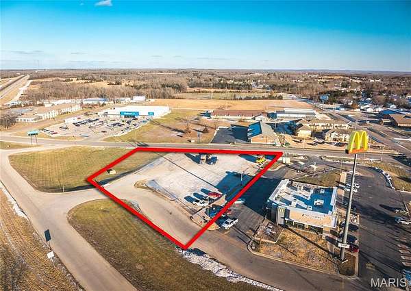 1.72 Acres of Mixed-Use Land for Sale in Cuba, Missouri