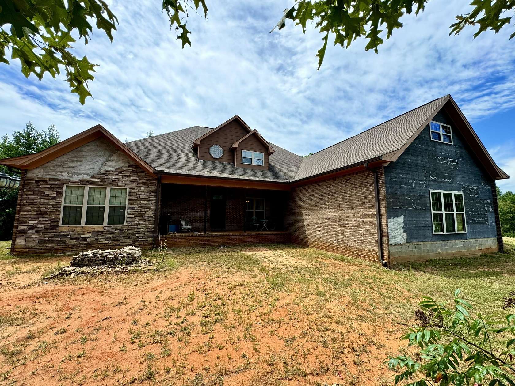 17 Acres of Recreational Land with Home for Sale in Booneville, Mississippi