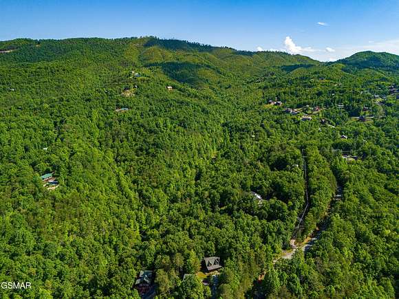 33.6 Acres of Land for Sale in Gatlinburg, Tennessee