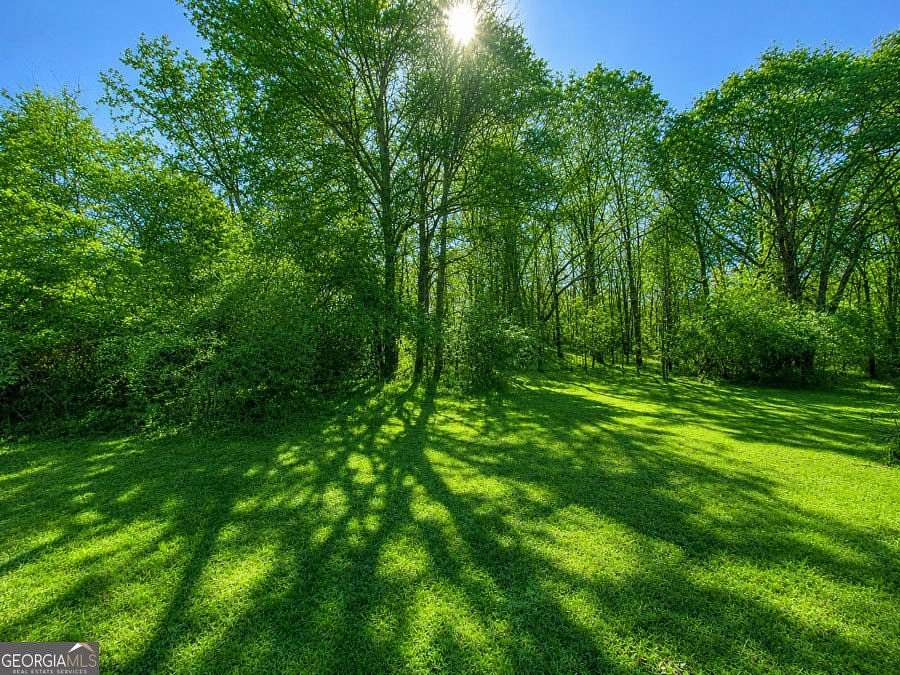 0.6 Acres of Residential Land for Sale in Hartwell, Georgia