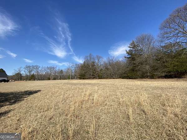 0.5 Acres of Residential Land for Sale in Hartwell, Georgia