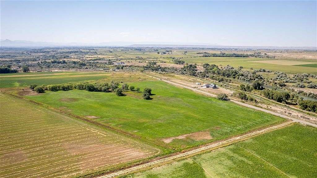 5 Acres of Residential Land for Sale in Powell, Wyoming