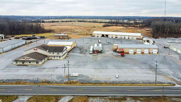 7 Acres of Improved Commercial Land for Sale in Paducah, Kentucky