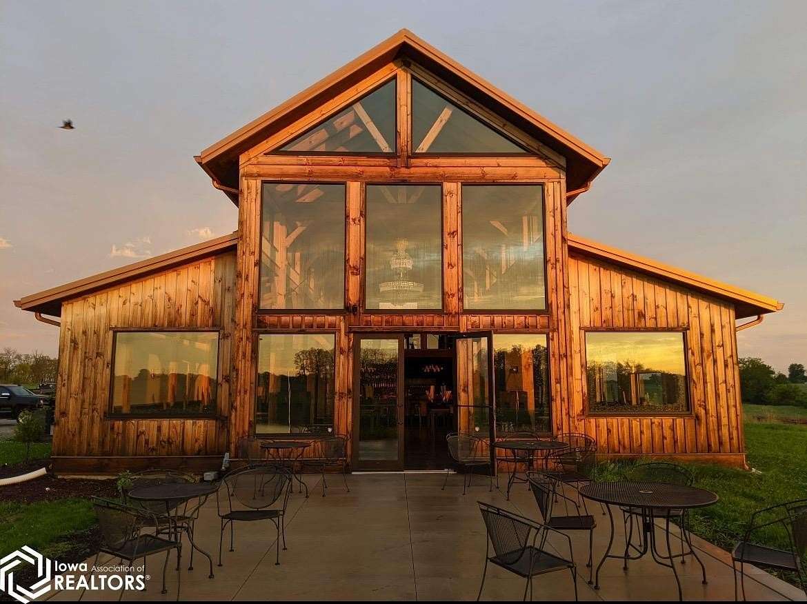 33.3 Acres of Land for Sale in Fairfield, Iowa