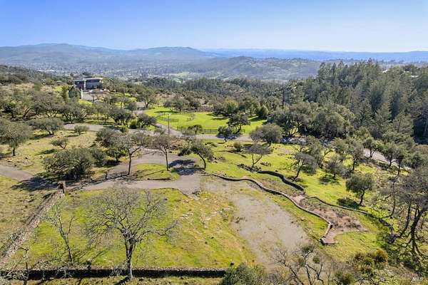 5 Acres of Land for Sale in Santa Rosa, California
