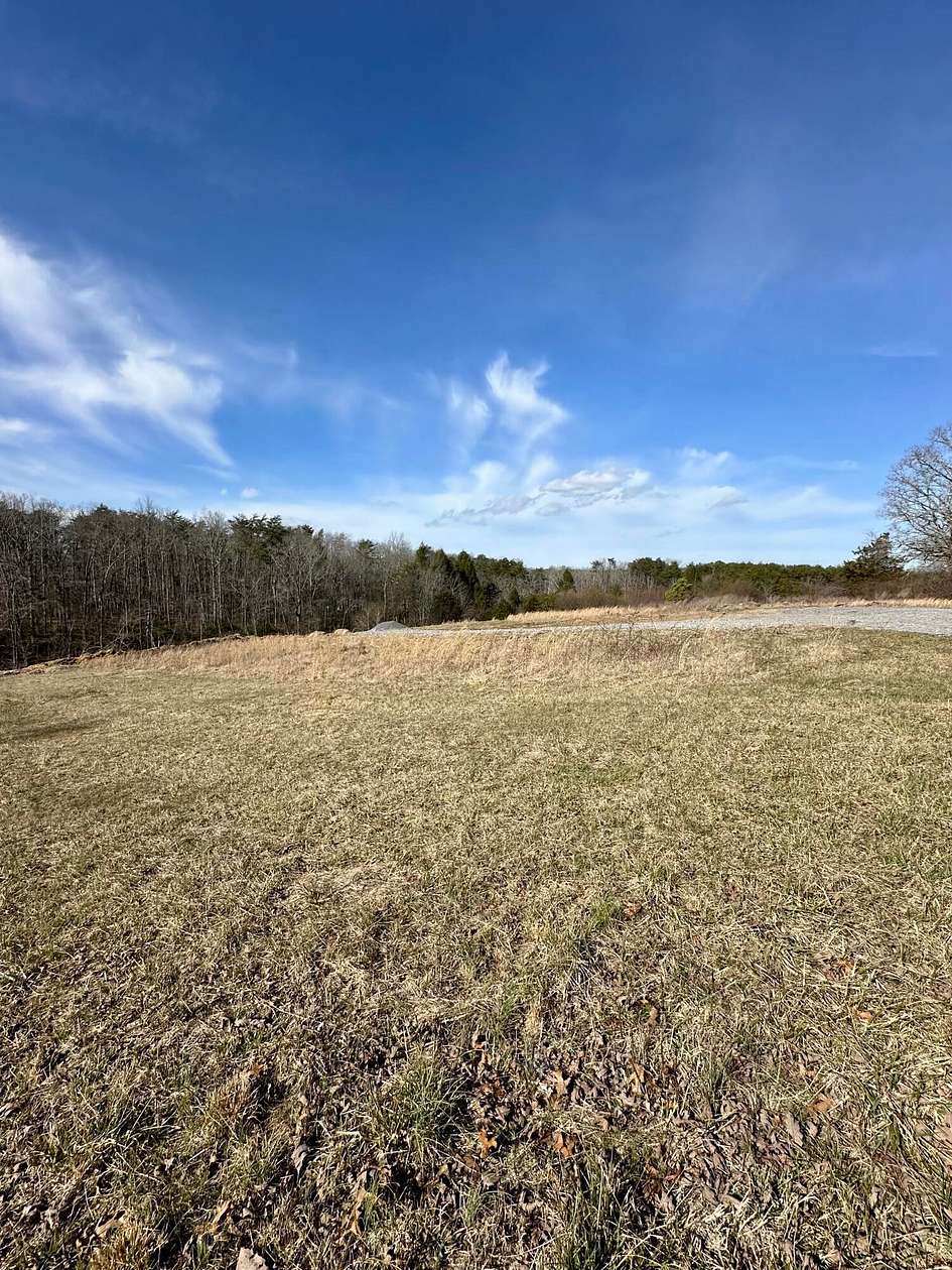 14.1 Acres of Mixed-Use Land for Sale in Dunlap, Tennessee