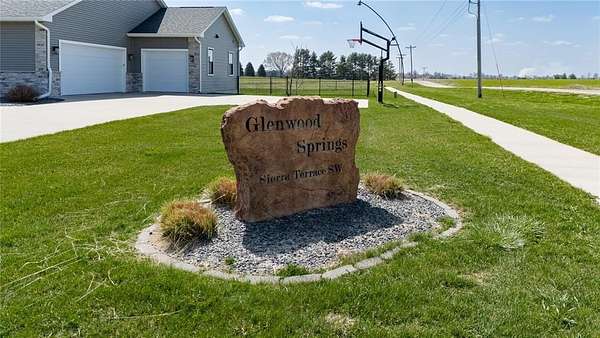 1 Acre of Residential Land for Sale in Iowa City, Iowa