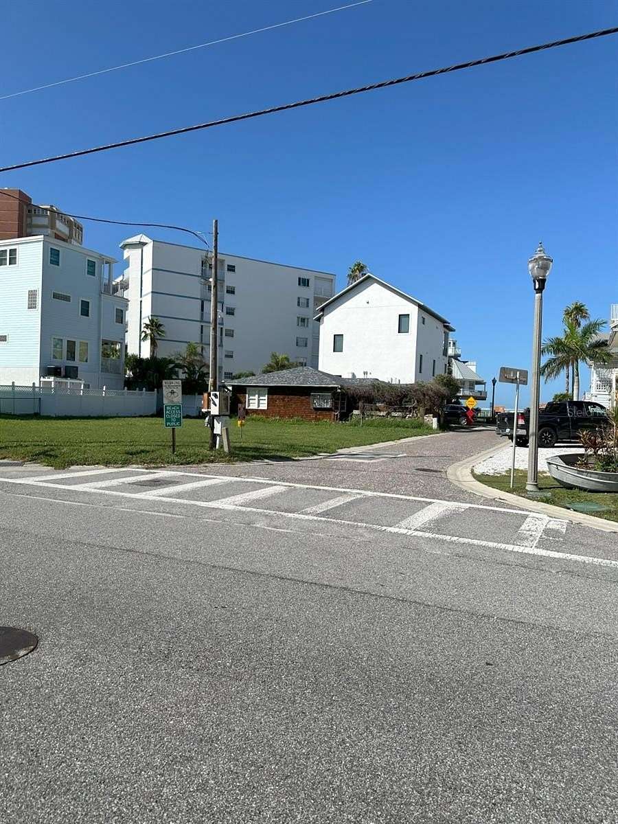 0.04 Acres of Residential Land for Sale in Redington Shores, Florida