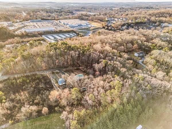 15.6 Acres of Mixed-Use Land for Sale in Cleveland, Tennessee