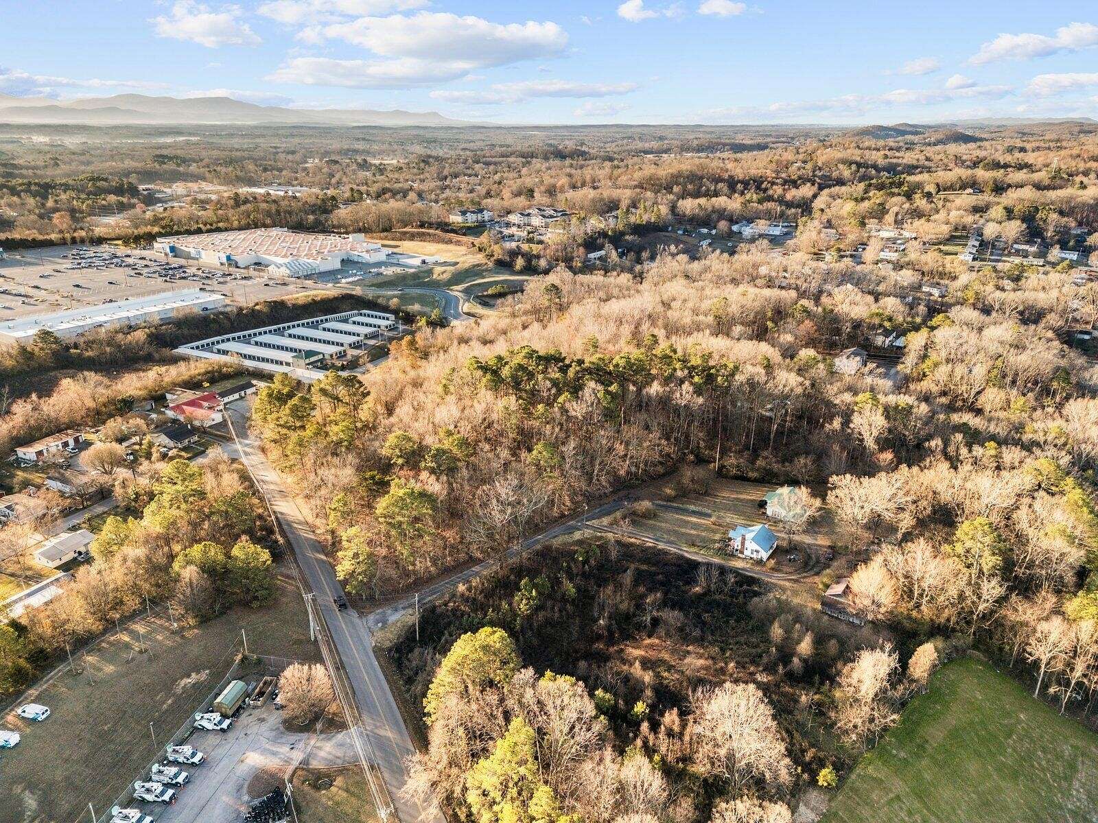 9.17 Acres of Mixed-Use Land for Sale in Cleveland, Tennessee