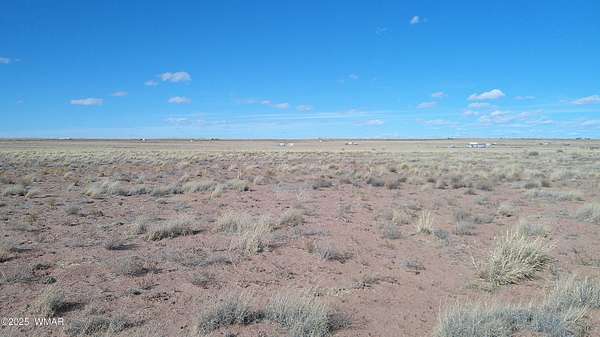 4.75 Acres of Residential Land for Sale in Sun Valley, Arizona