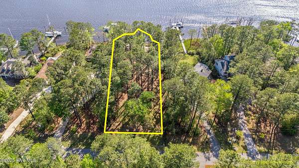 0.57 Acres of Residential Land for Sale in New Bern, North Carolina