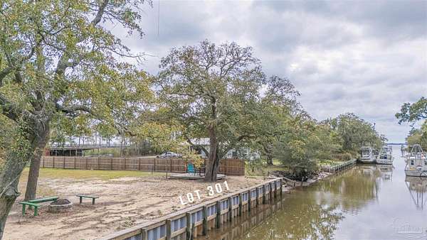 0.28 Acres of Residential Land for Sale in Milton, Florida