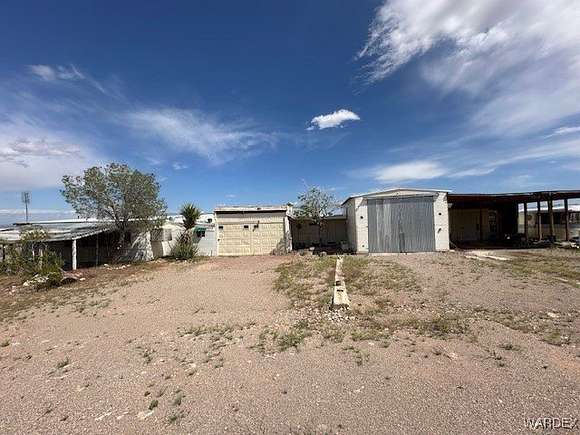 2.35 Acres of Residential Land with Home for Sale in Golden Valley, Arizona