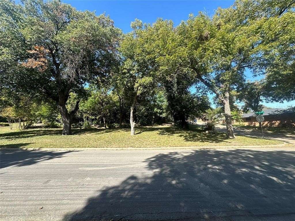 0.666 Acres of Residential Land for Sale in Dallas, Texas